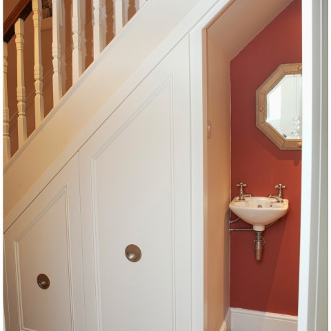 07 Traditional style under stairs unit