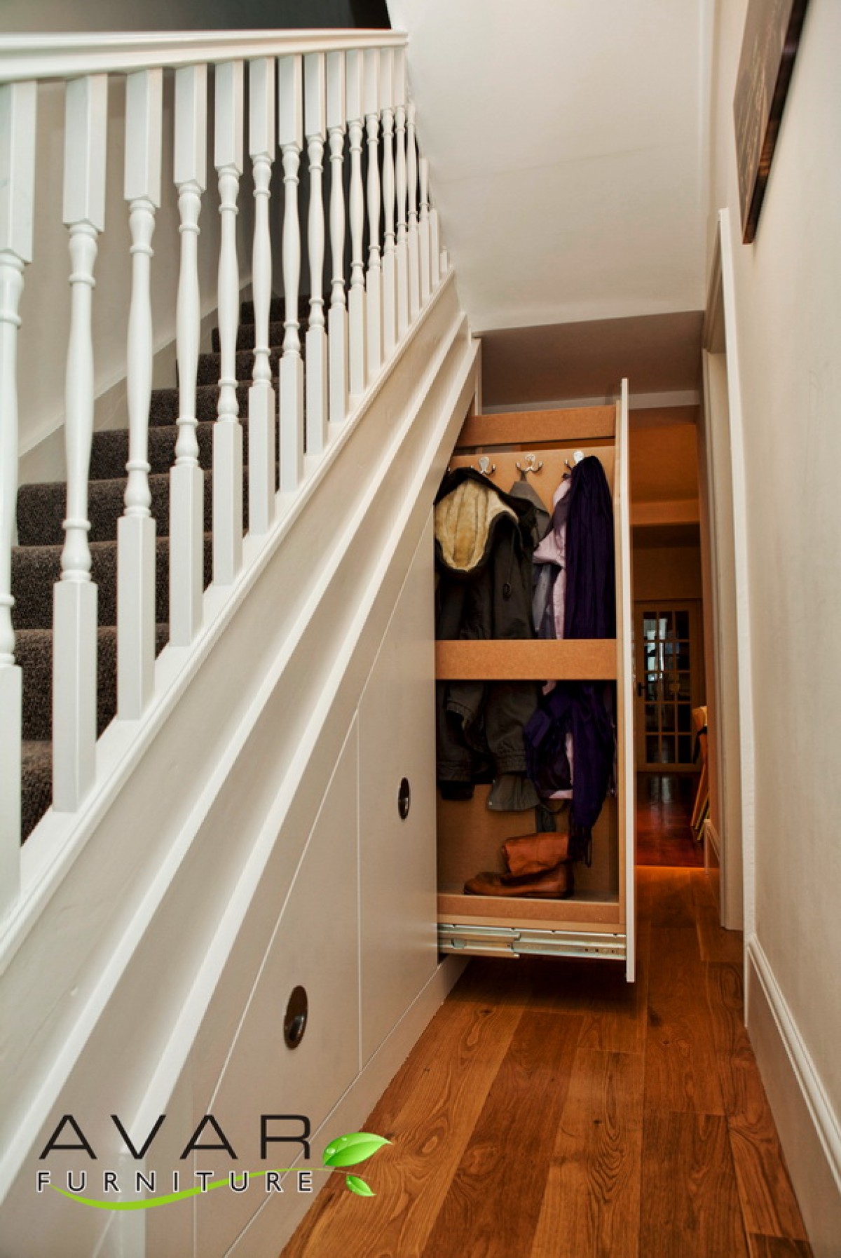 Under stairs storage ideas / Gallery 10 | North London, UK | Avar Furniture
