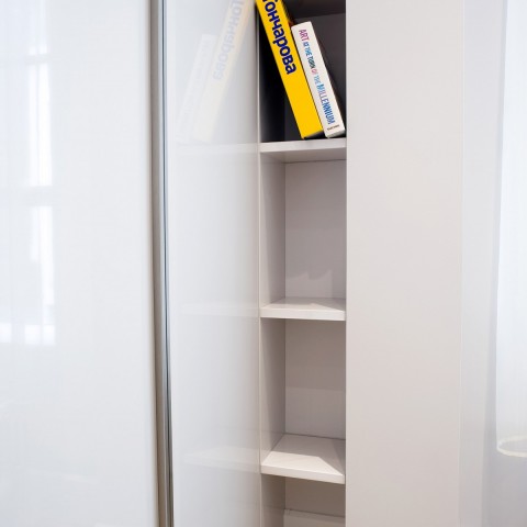 External shelves