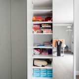 Wardrobe shelving